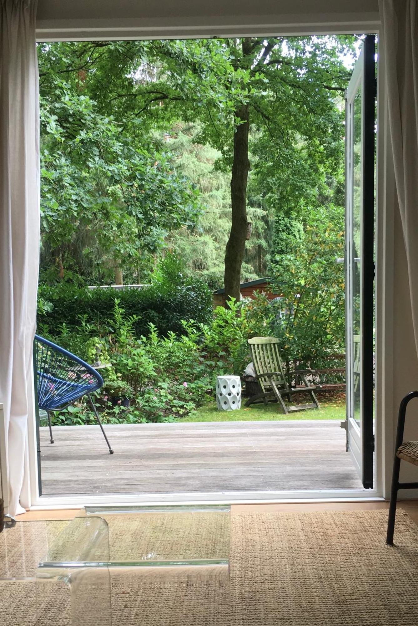 Sfeervol Vakantiehuisje In Bosrijke Omgeving วอร์เดน ภายนอก รูปภาพ